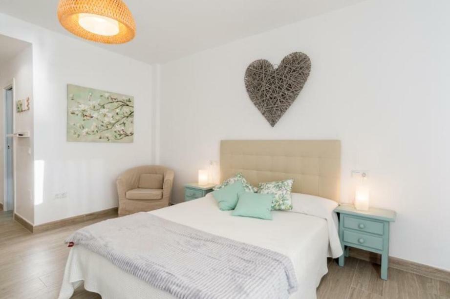 Estudio Apartamento Nuevo Benalbeach 贝纳尔马德纳 外观 照片