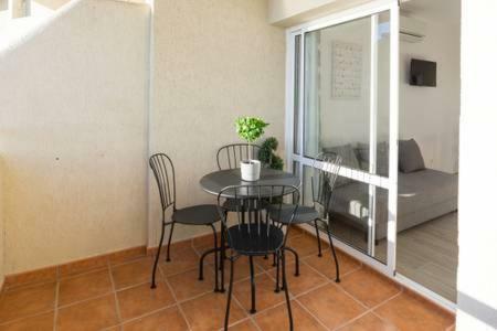 Estudio Apartamento Nuevo Benalbeach 贝纳尔马德纳 外观 照片
