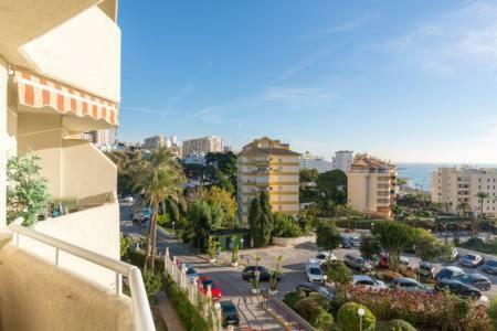 Estudio Apartamento Nuevo Benalbeach 贝纳尔马德纳 外观 照片