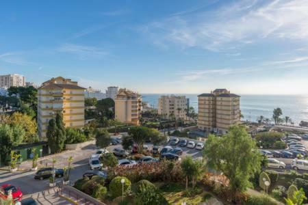 Estudio Apartamento Nuevo Benalbeach 贝纳尔马德纳 外观 照片